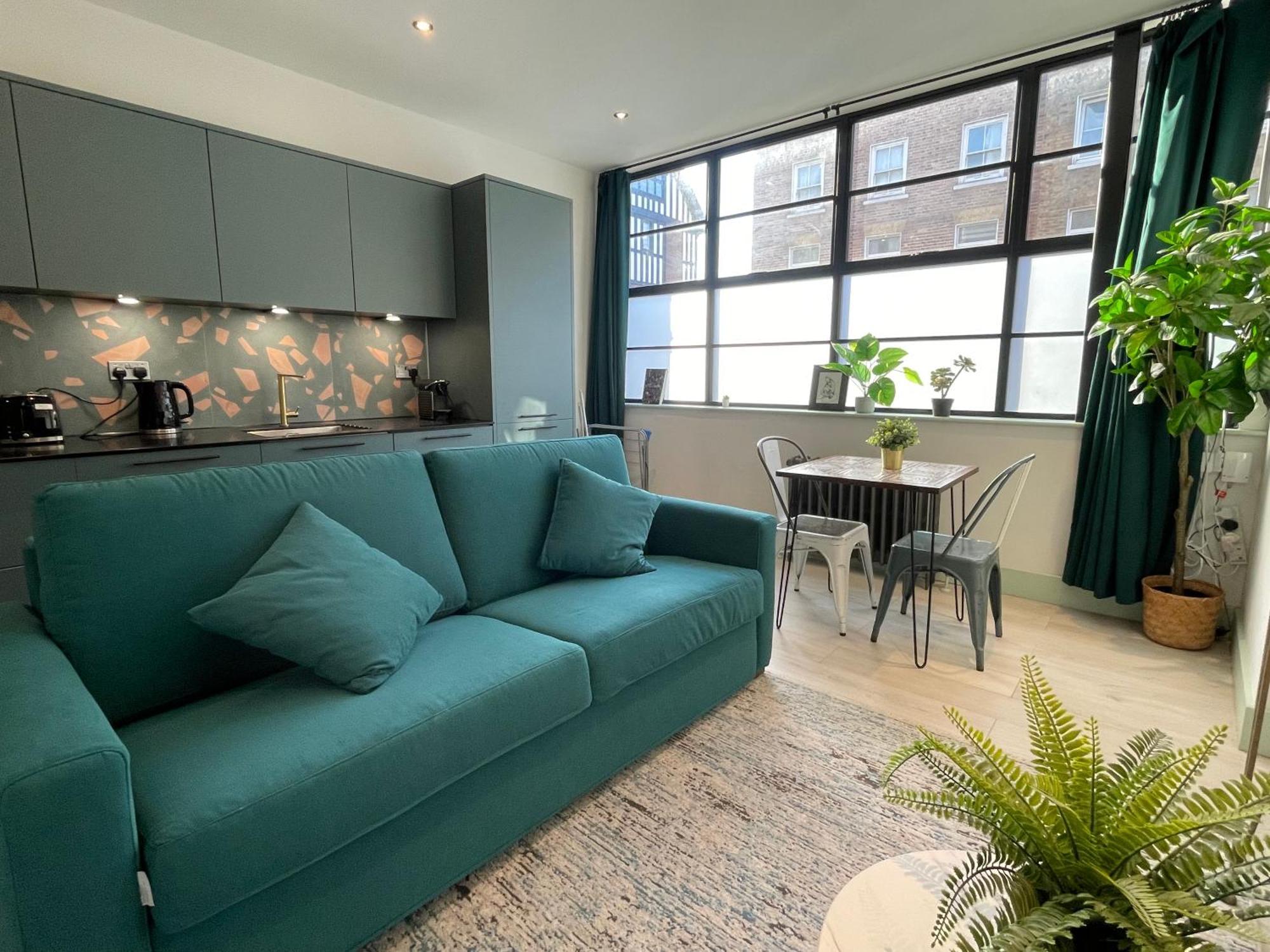 Cute 1-Bedroom Ground Apartment In Stoke Newington Londra Esterno foto