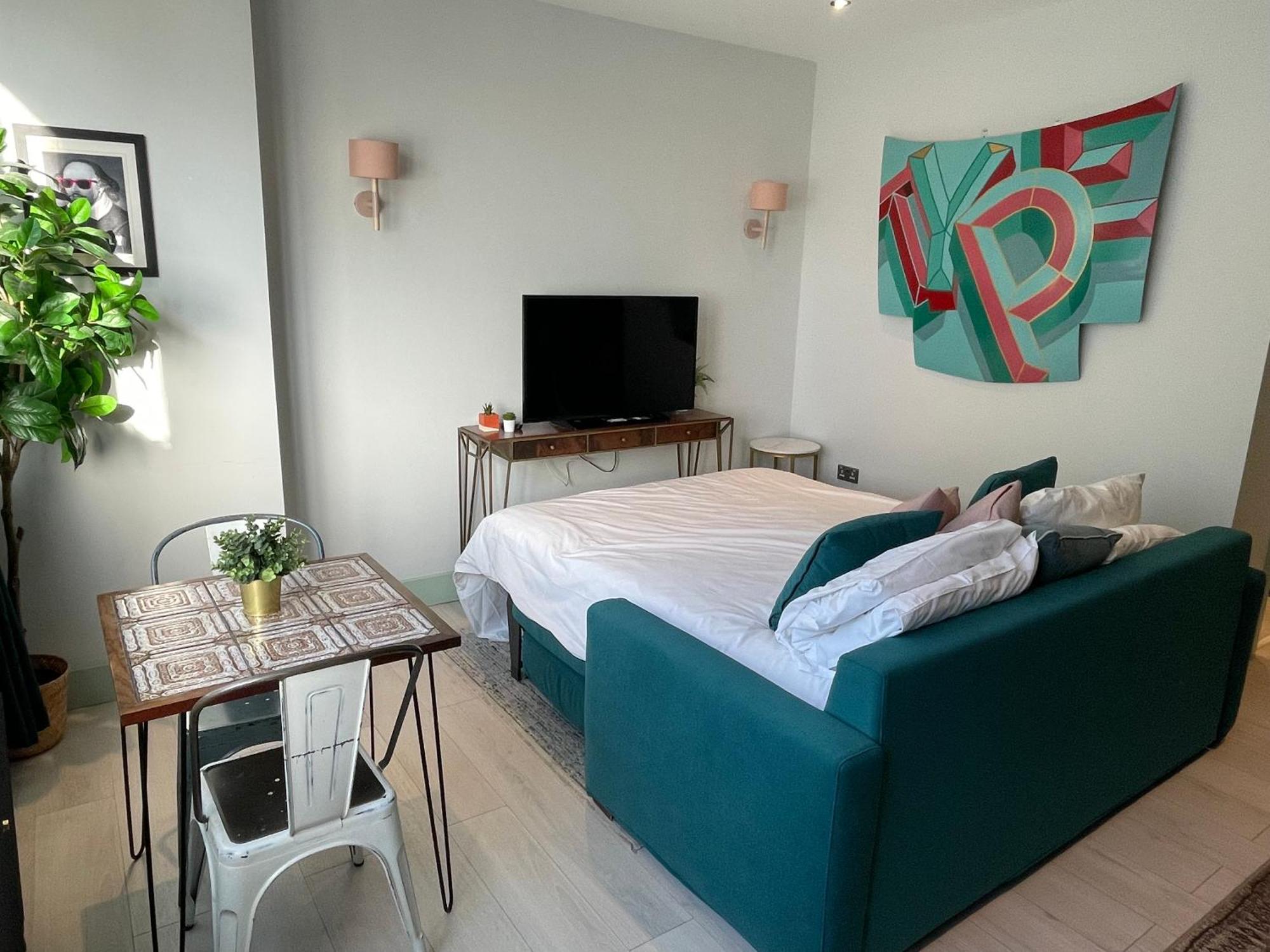 Cute 1-Bedroom Ground Apartment In Stoke Newington Londra Esterno foto